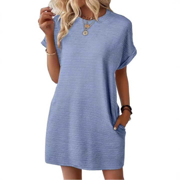 Robe d'été décontractée minimaliste à col rond