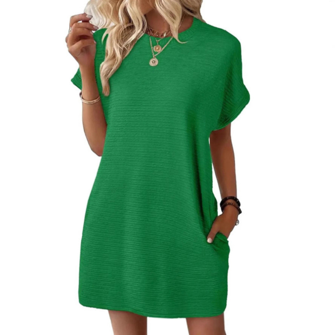 Robe d'été décontractée minimaliste à col rond