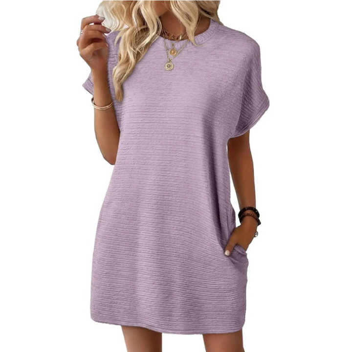 Robe d'été décontractée minimaliste à col rond