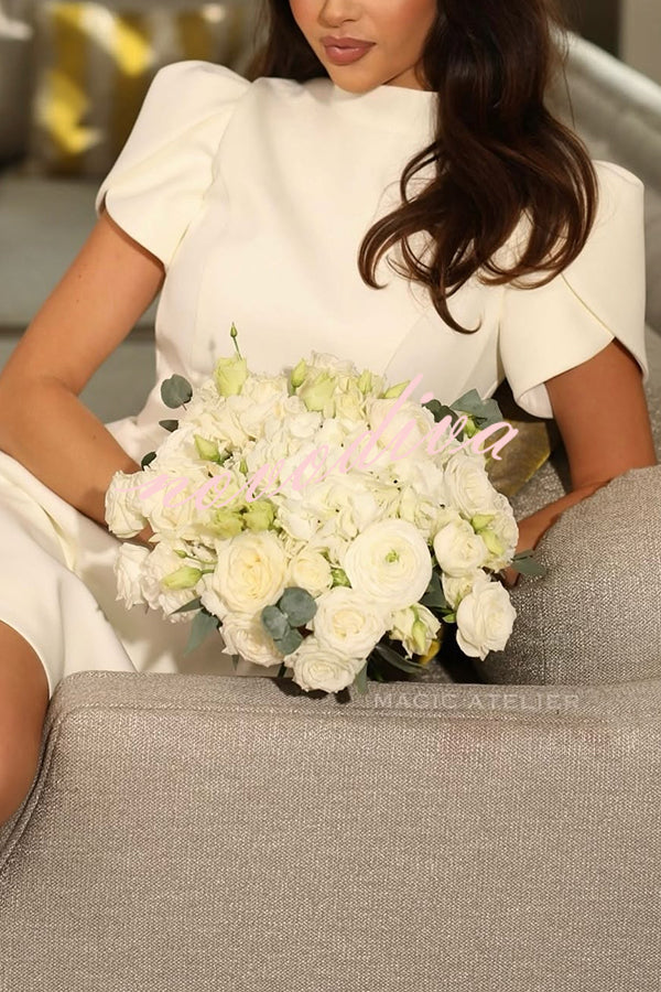 Mini-robe fendue cygne blanc à manches courtes, dos nu, avec nœud en satin amovible