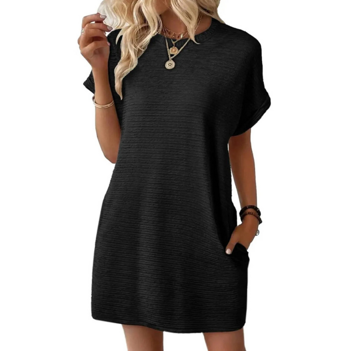 Robe d'été décontractée minimaliste à col rond